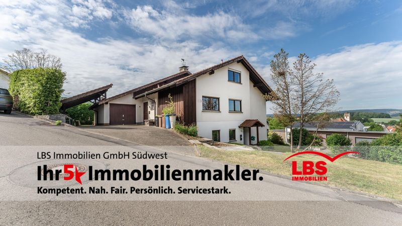 Großzügiges Wohnhaus mit Einliegerwohnung in sonniger Aussichtslage von Hilzingen Binningen